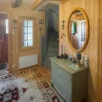 4 Bedroom Cozy In Svorkmo Holiday home *