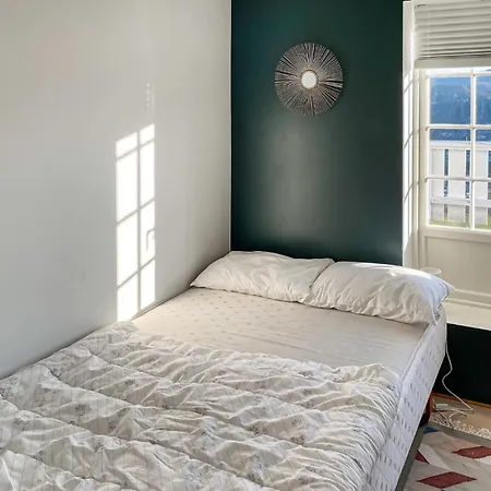 Gemütliches Haus Mit 4 Schlafzimmern In Ferienhaus *